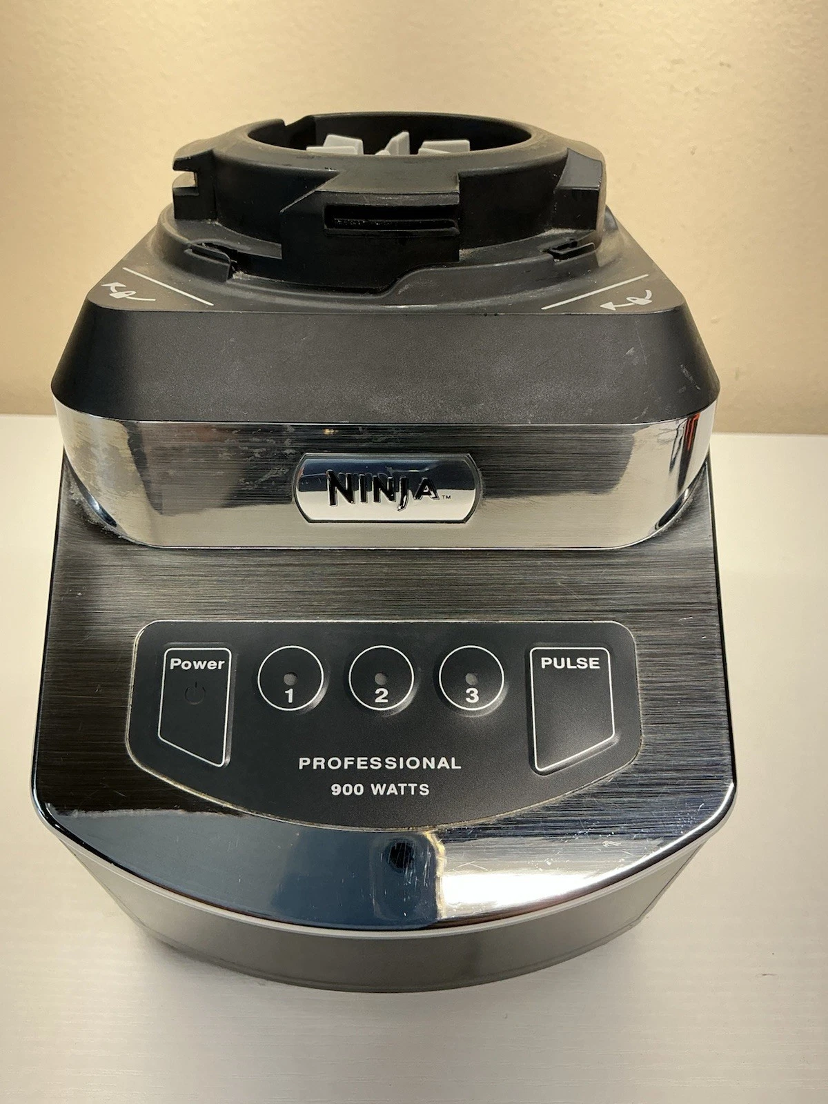 NINJA Professional Blender NJ600 30 1000 Watts Motor BASE ONLY Tested