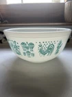 Vintage Pyrex Amish Butterprint Turquoise White 2-1/2 QT Mixing Bowl #403