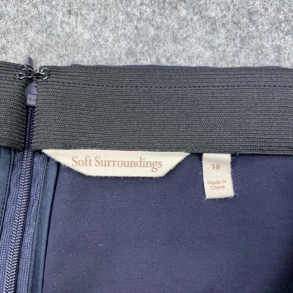 Soft Surroundings Pants Womens 18 Navy Blue Pull On Tapered Leg Dress Back Zip - Image 4 of 4