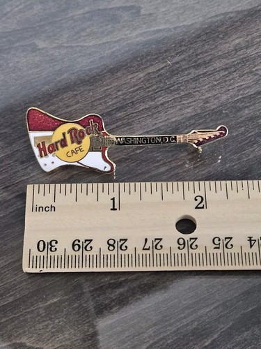 Hard Rock Cafe Washington D.C. Guitar Pin - Picture 3 of 3