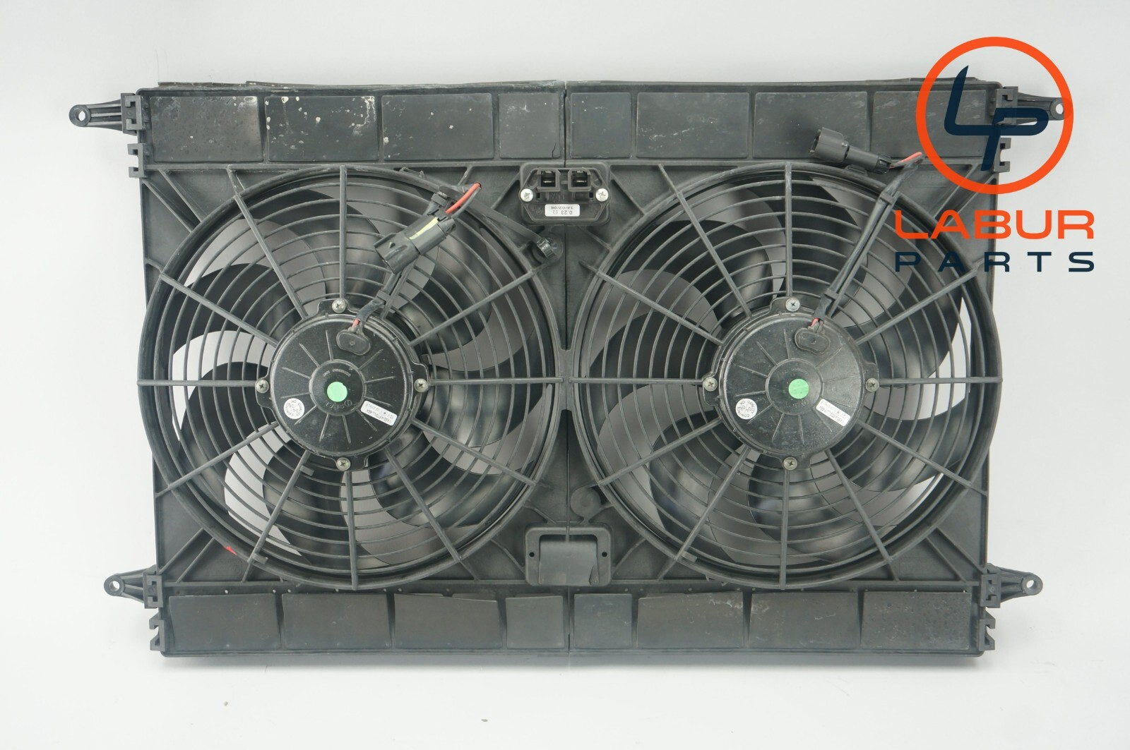M139 05-07 Maserati Quattroporte Radiator Cooling Dual Fan Motor Z3998