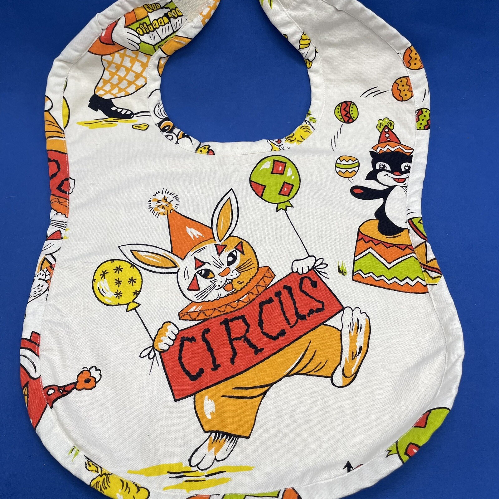 Vintage Terry Cloth Baby Bib Circus Anthropomorphic Feeding Bib Large