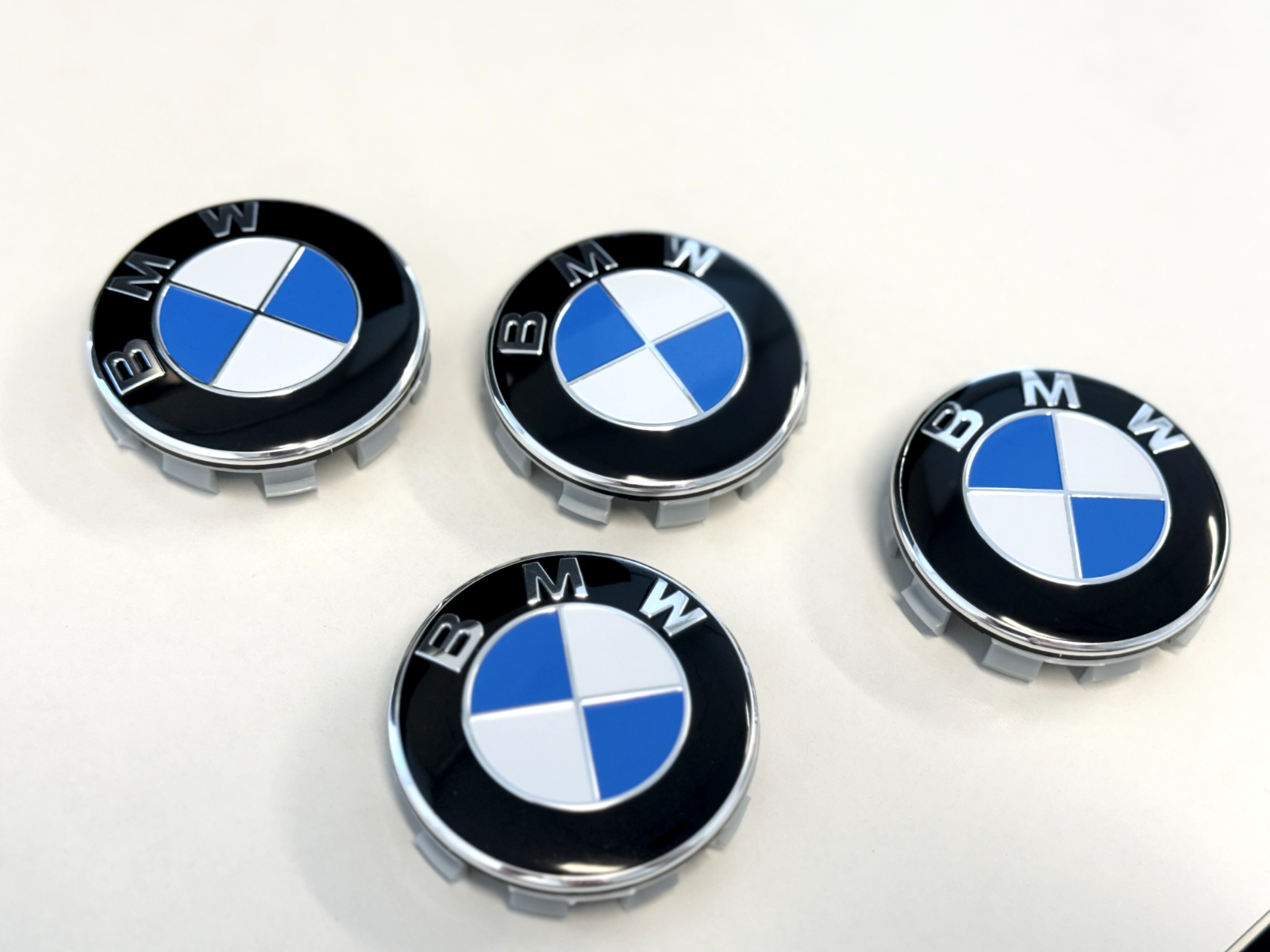4PCS For BMW 68mm Wheel Center Hub Caps Logo Badge Emblem Rim Hubcaps Emblem OEM