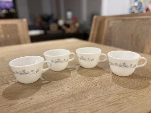 Vintage Pyrex “Ribbon Bouquet” Coffee/Tea Cup, Set Of 4, EUC