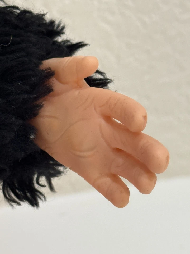 Muñeca de peluche Rushton Company 16" cara de goma cara de mono cremallera de colección, excelente Foto 3 de 4