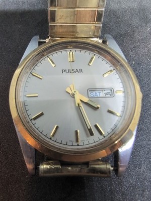 Pulsar Men's Gold Tone With Day Date 2N3494 Speidel Band