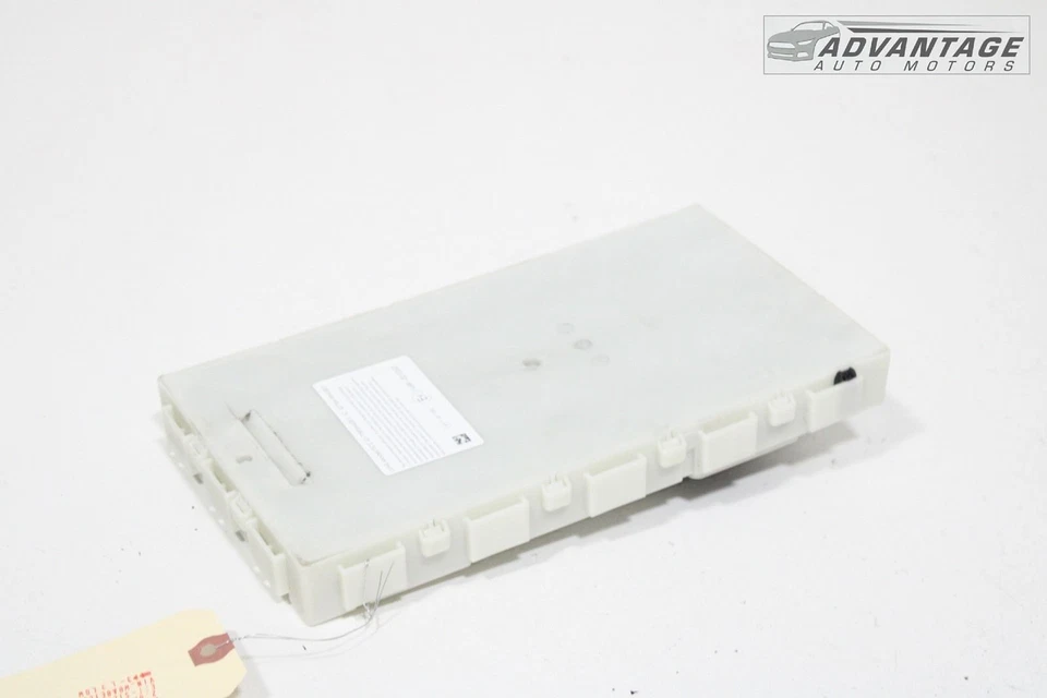 BMW 330E F30 2016-2018 carrocería delantera módulo de ordenador de control BCM OEM Foto 3 de 4