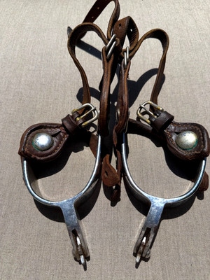 Vintage KELLY Marked: ''RODEO'' Cowboy ROUGH STOCK Bull Riding SPURS Rowels STRAPS