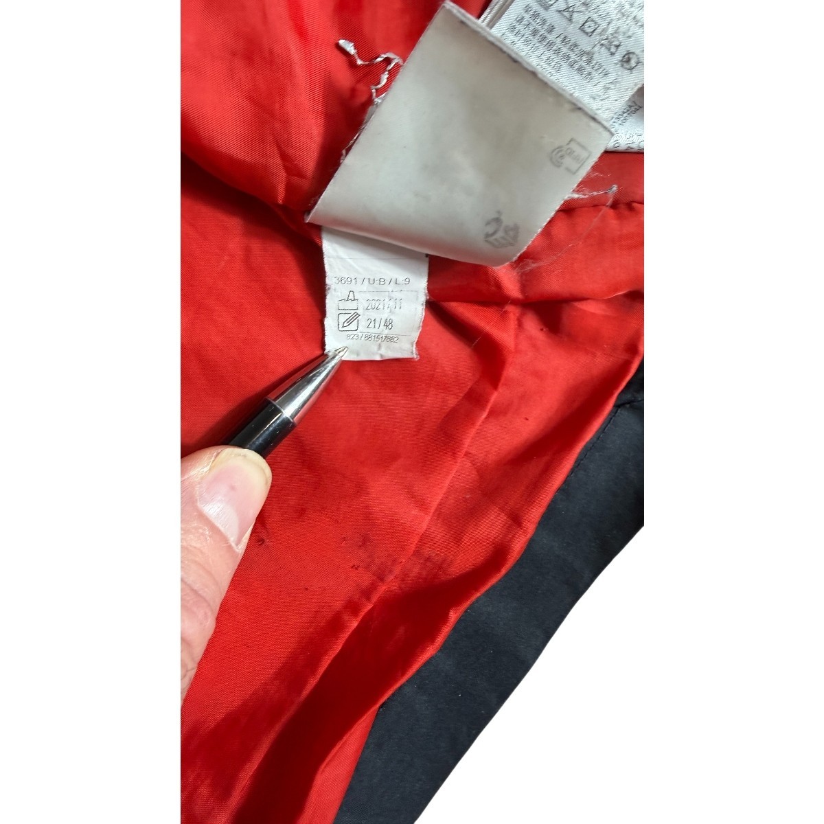 Wedze Men’s Black Hooded Jacket Size L Full Zip Red Lining (A-0012) image 8