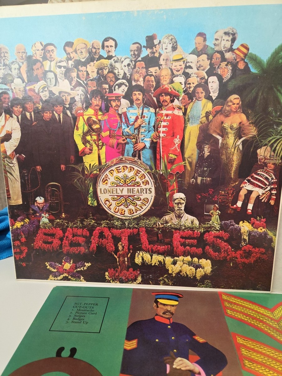 1967 The Beatles Sgt Peppers Lonely Hearts Club Band SMAS-2653