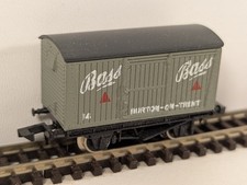 Graham Farish N Gauge 2311 12T Single Vent Van “Bass”
