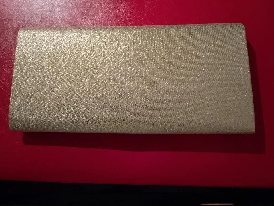LOT DE 2 POCHETTES DE SOIREE FEMME DOREE & ARGENTEE - EN TRES BON ETAT - Photo 3/4