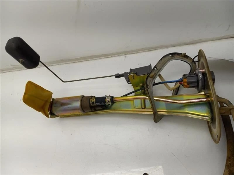 95-00 TOYOTA TACOMA 2,7 Л RWD НА ТОПЛИВНЫЙ НАСОС В СБОРЕ - Изображение 3 из 4