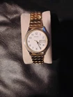 Vintage 1980's SEIKO Quartz Watch Mod. #5Y23-8039 NICE WHITE DIAL, GOLD BAND