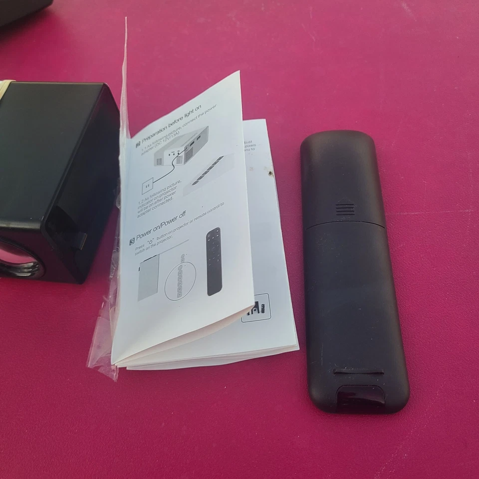 LED unbranded Pocket Projector 960x540 qHD HDMI, USB, & Micro SD Inputs - Image 2 of 4