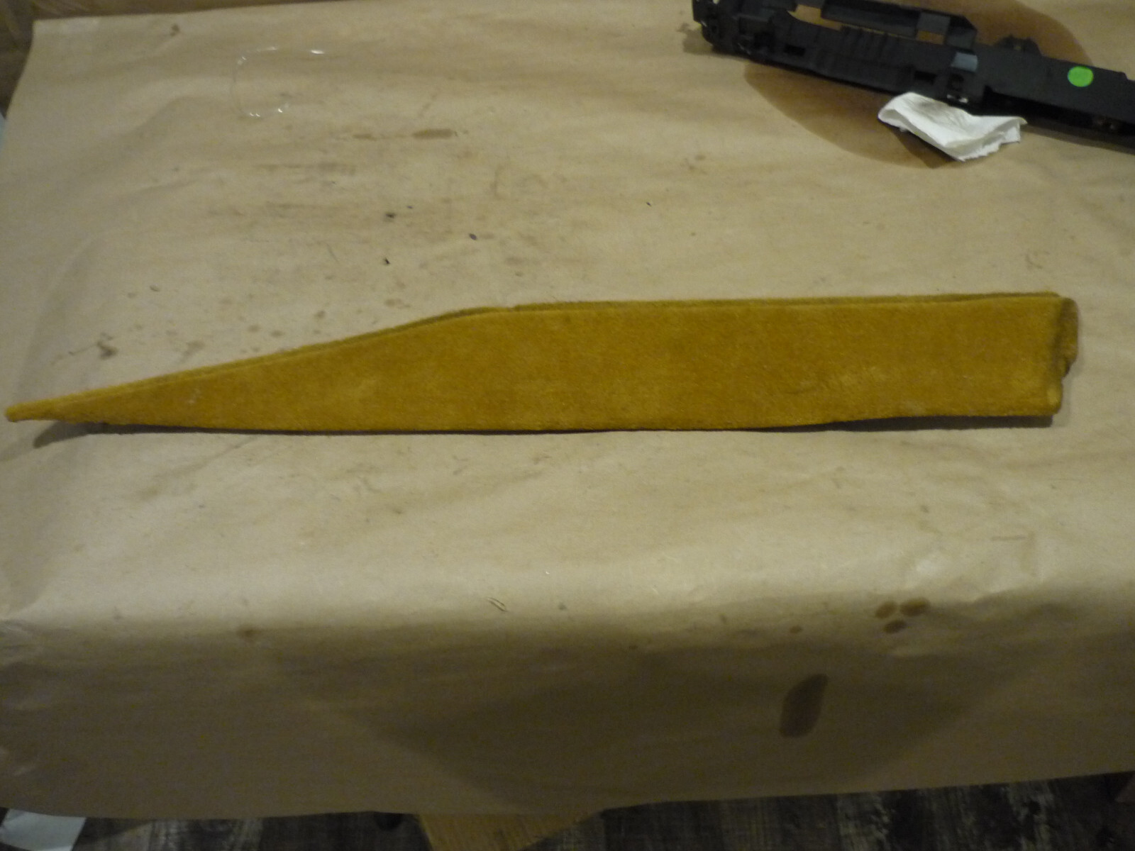 Ferrari California - LH Interior Tunnel Carpet Panel (Beige) - P/N 80679300