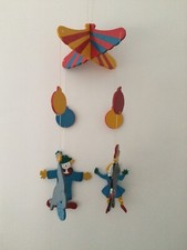 Zirkus hochwertiges Kinder Mobile aus Holz, b...