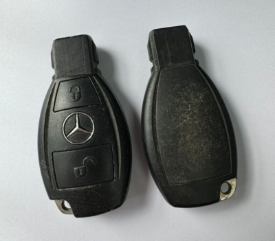 ORIGINAL MERCEDES 2 TASTEN FERNBEDIENUNG SMART SCHLÜSSELANHÄNGER SPRINTER VITO GETESTET & FUNKTIONSFÄHIG