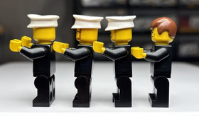 LEGO City Police Headquarters 7744 Complete Set Of Minifigures Mini Figures ONLY