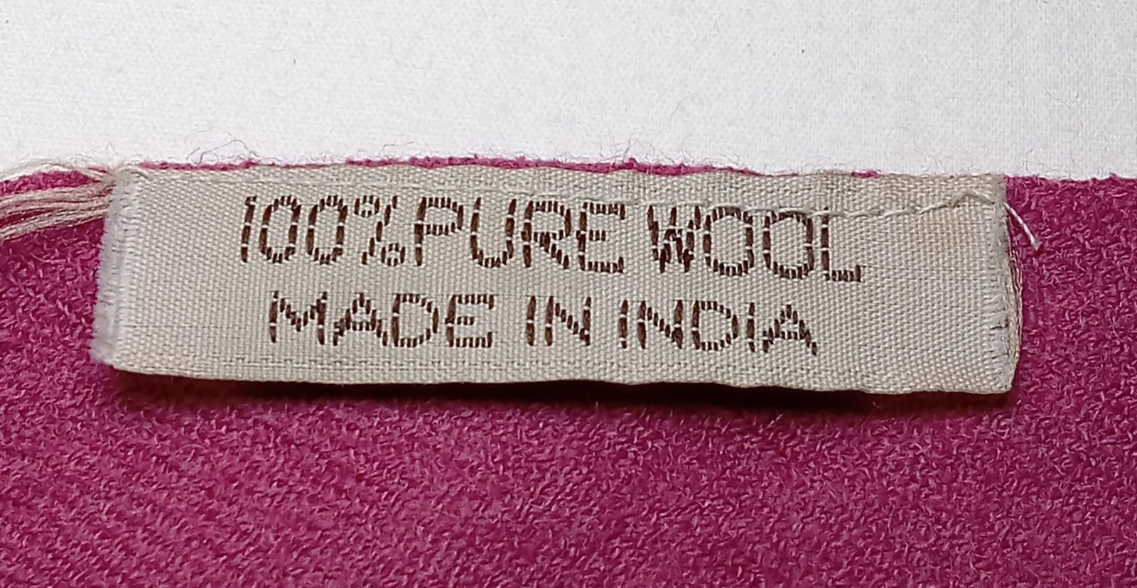 Mauve embroidered wool rectangular scarf fringed … - image 8