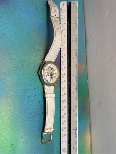 Orologio Donna Infermiera Quadrante Stetoscopio Cinturino Bianco Non Funzionante - Foto 5 di 8