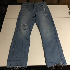 Levi's Wedgie Striaght Button Fly Jeans Women's Size 29 Distressed