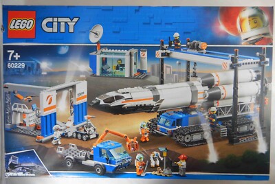 NEW LEGO City 60229 Space Rocket Assembly & Transport Set