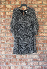 Calvin Klein Multicolored 3/4 Length Bell Sleeves Dress Size 6