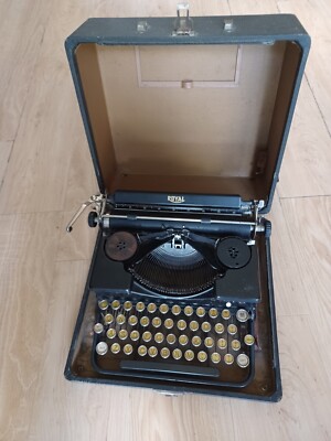 100 year old Royal portable typwriter | eBay