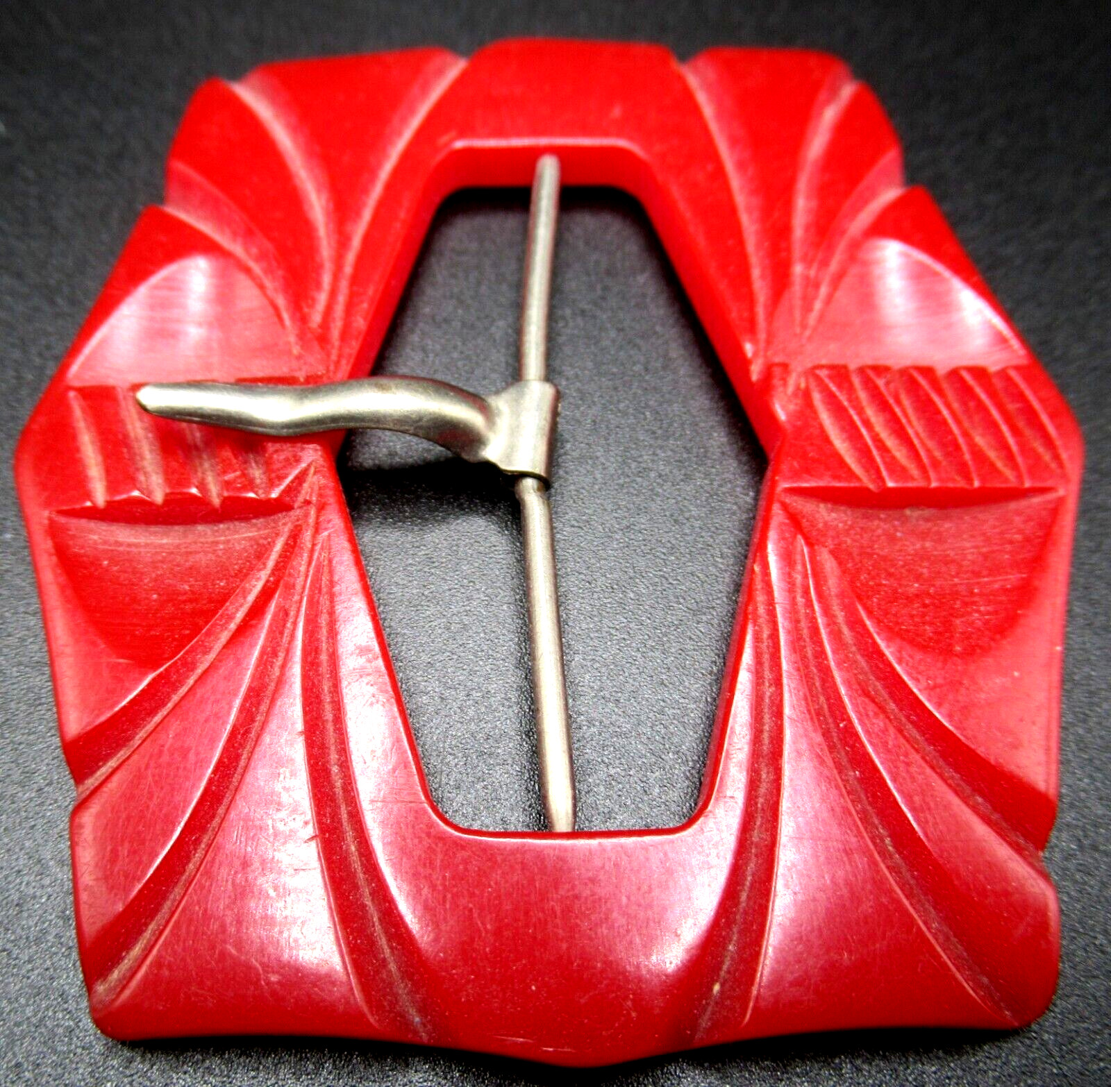 Carved Cherry Red BAKELITE Art Deco Belt Buckle - Gem