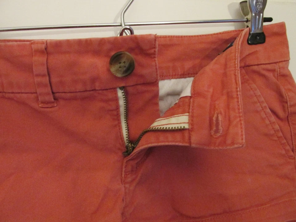 Pantalón corto informal elástico rojo para mujer American Eagles talla 0 Foto 3 de 4