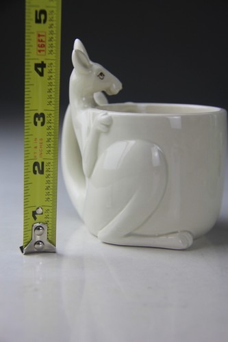 Vintage Fitz & Floyd Kangaroo Pattern Ceramic Set - Picture 36 of 49
