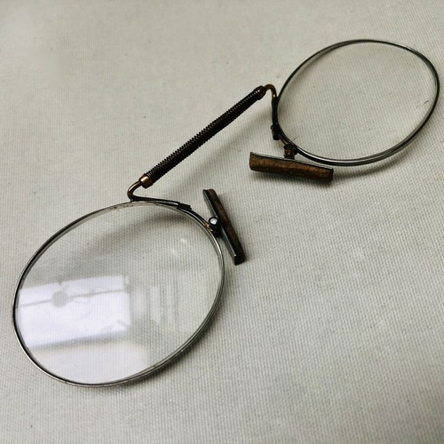 VINTAGE Paio di Occhiali PINCE NEZ Occhiali da lettura in custodia  originale blu | eBay