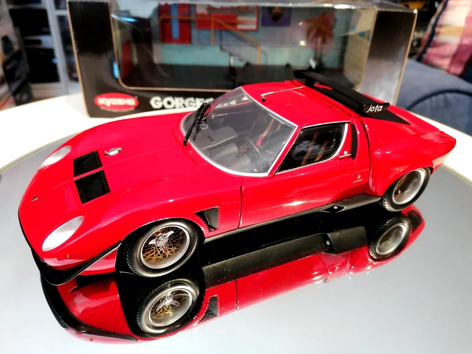 Kyosho 1/18 Lamborghini Jota (1970) AMAZING Kyosho Model 6 openings MINT Boxed - Immagine 3 di 4