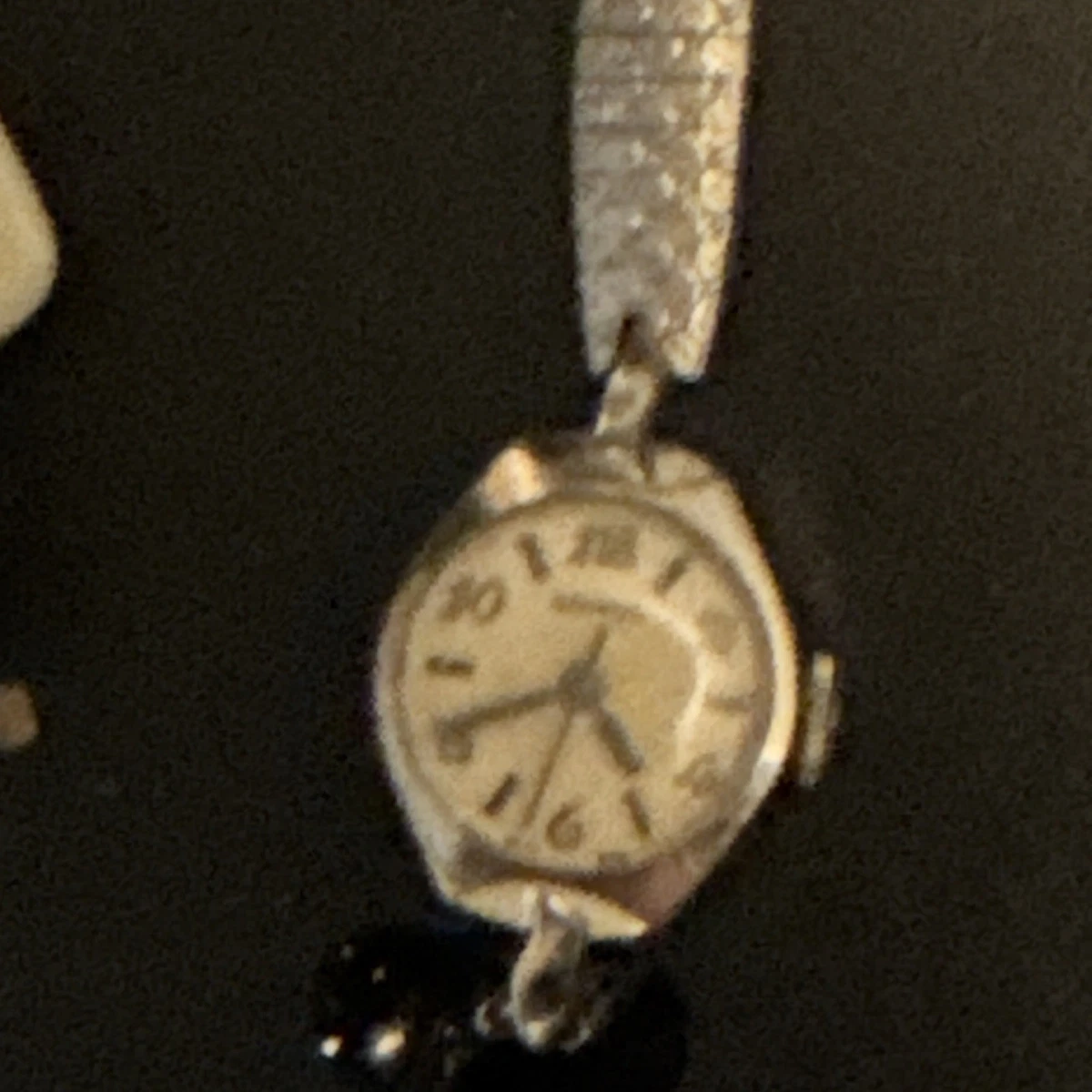 Women Mechanical (Manual) Silver Case Wristwatches for sale 