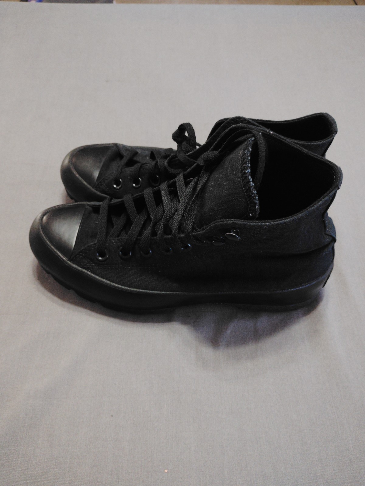 Converse Chuck Taylor All Star High Top Shoe Unisex 10 Triple Black Athletic image 8
