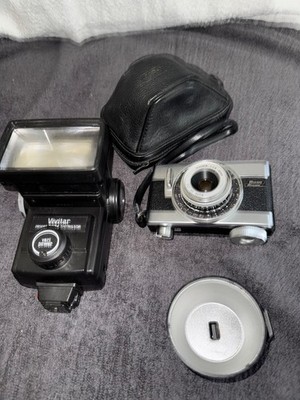 Vintage Ricoh Auto Shot 35mm Camera Rikenon 1:2 8 Lens flash meter case