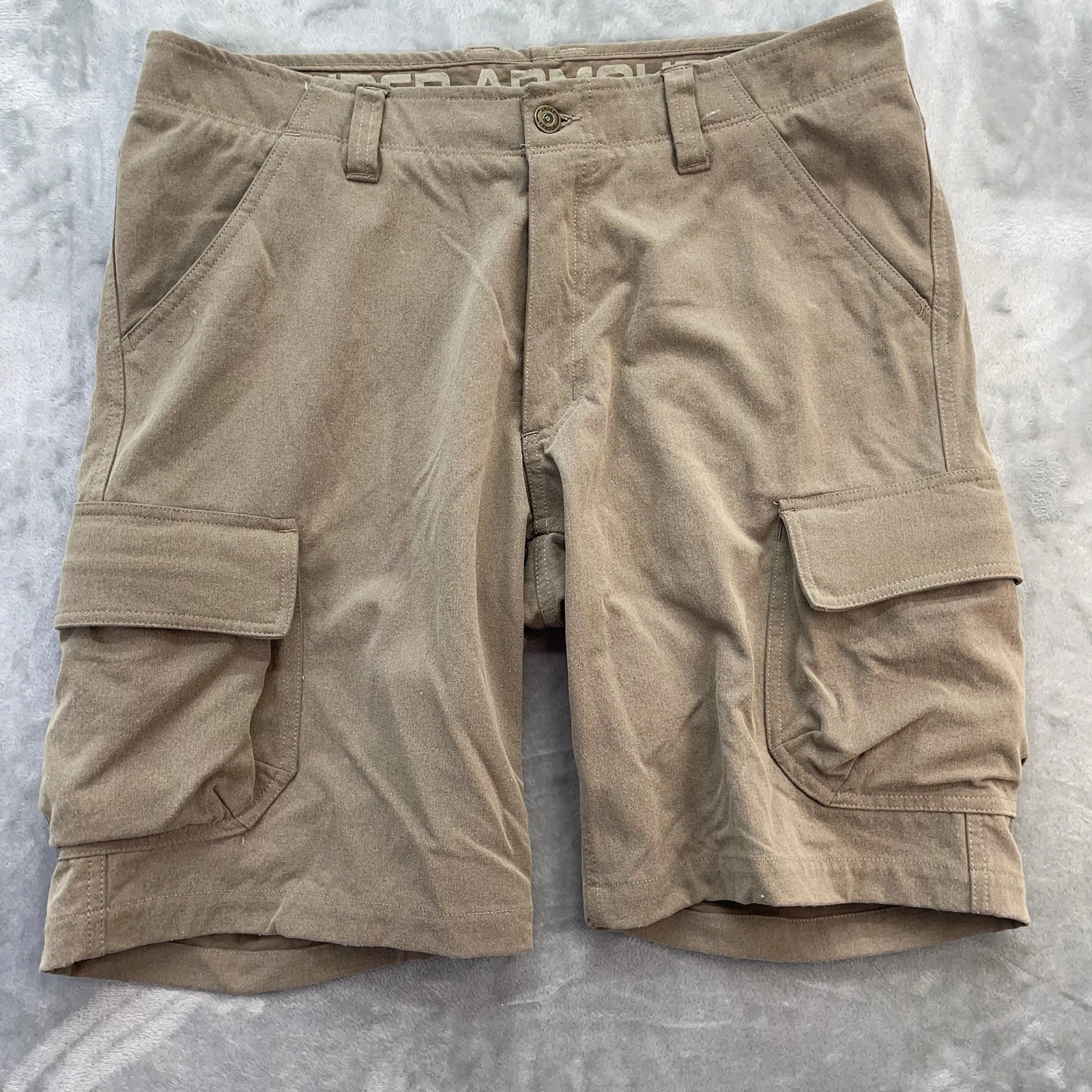 Under Armour shorts men 36x10 UA Storm Fish Hunter Heat Gear Cargo workwear
