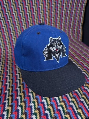 Vtg Pro-Line 90s Madison WI Black Wolf Northern League Fitted Baseball Hat 7 1/2