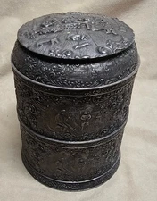‪Barbour Silver Co 3286 Antique Repousse Glass Lined Cigar Tobacco Humidor