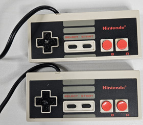 Original Nes Action Set Complete In Box With Nintendo Super Mario Duck Hunt.