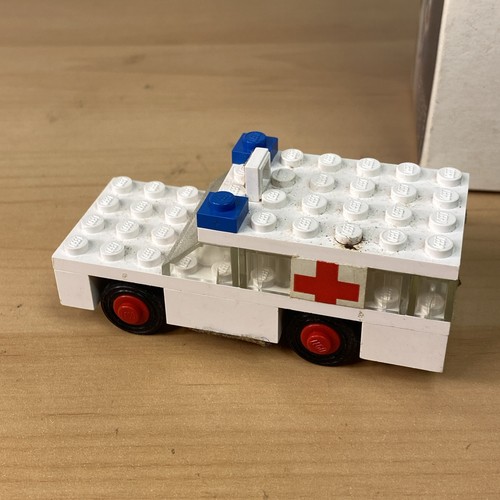 LEGO LEGOLAND: Rescue Units 1974 With Box (460) - Picture 5 of 13