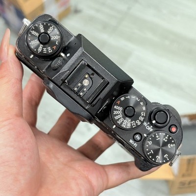 Fujifilm Fuji X-T1 XT1 Mirrorless Digital Camera Body Only English