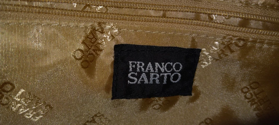 Cartera Franco Sarto cuero blanco seminueva mediana vintage excelente estado Foto 4 de 4