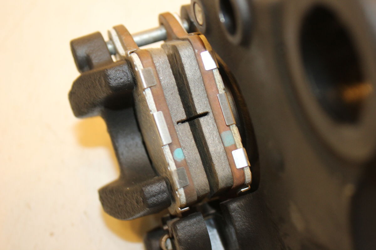 2023 Kawasaki Zx6r Zx636 Rear Back Brake Caliper W Mount 2023 Kawasaki Zx6r Zx636 Rear Back Brake Caliper W Mount