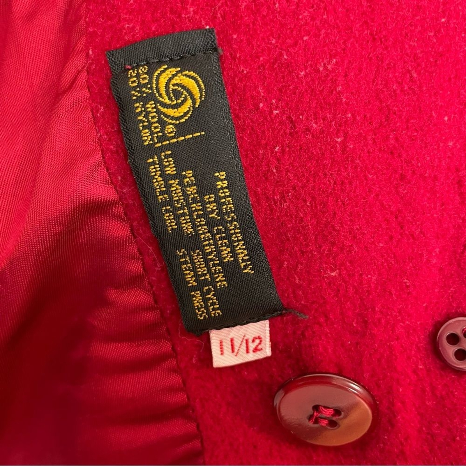 Picture 4 of 12