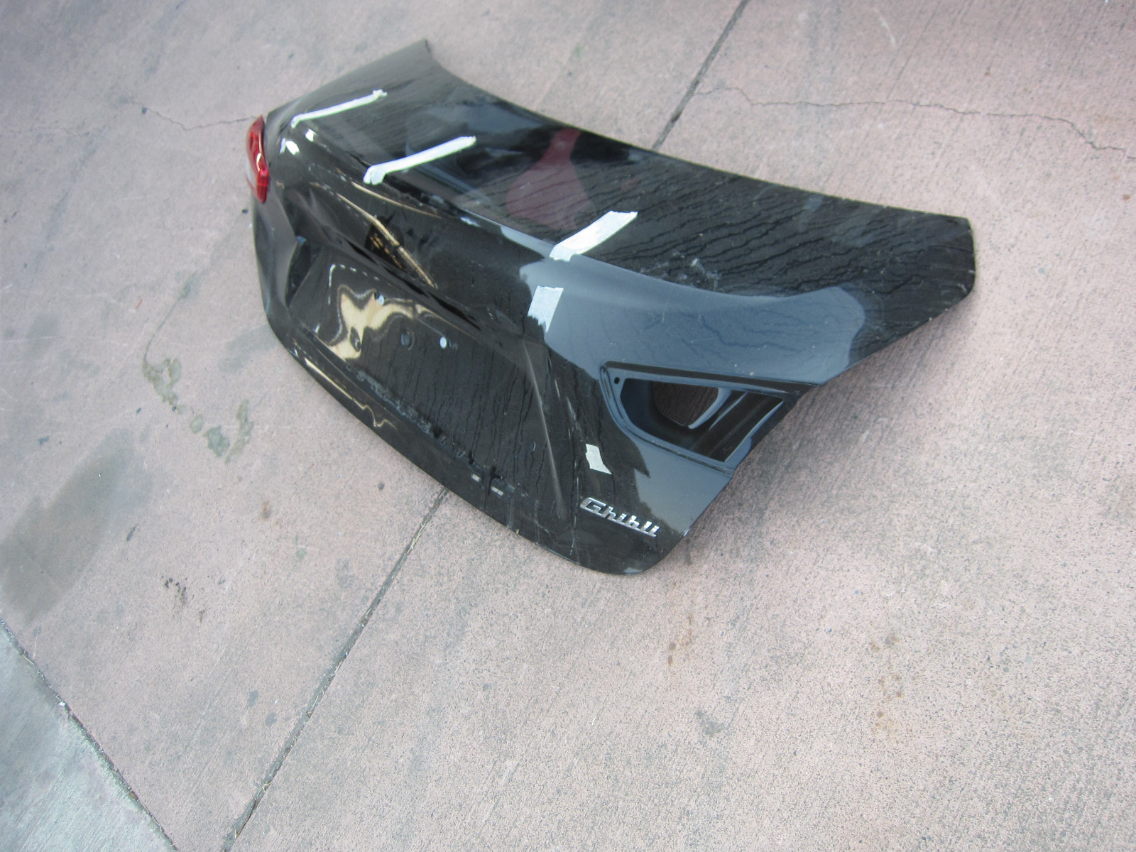 Maserati Ghibli - Trunk Lid / Deck Lid - Black - Damaged - P/N 673001730