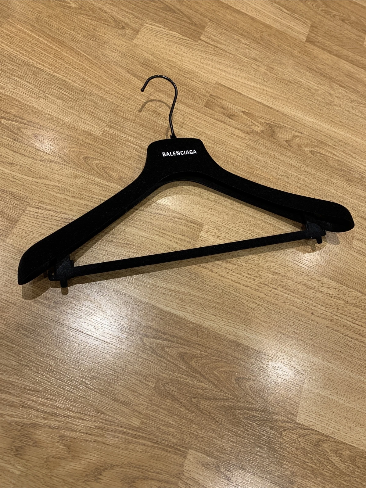 2 X Appendiabiti Tuta Cappotto Nero Balenciaga Originale Pre Loved