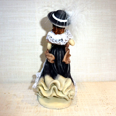 Statuettes en résine de femmes élégantes - Décoration Statuettes en résine de femmes élégantes - Décoration