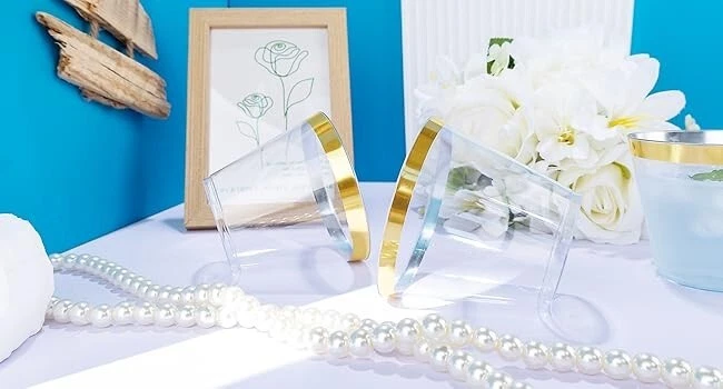 9oz Disposable Party Cups Gold Rim Hard Plastic Heavy Duty Set Pack of 100 - Image 3 of 4